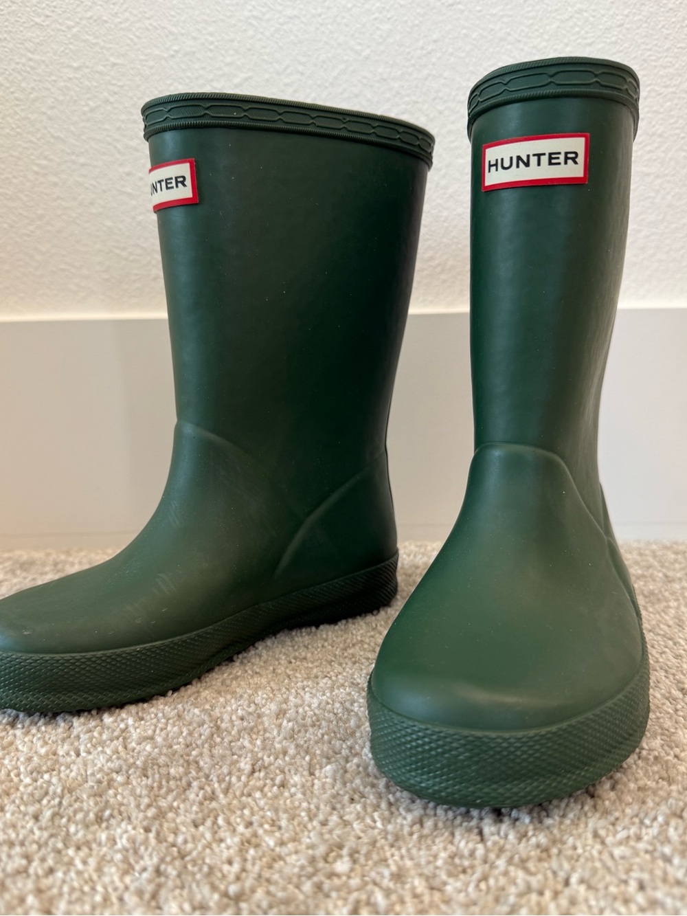 Hunter Kids Original Rain Boots Forest Green UK 9 US 10B/11G EU 27 NWOT
